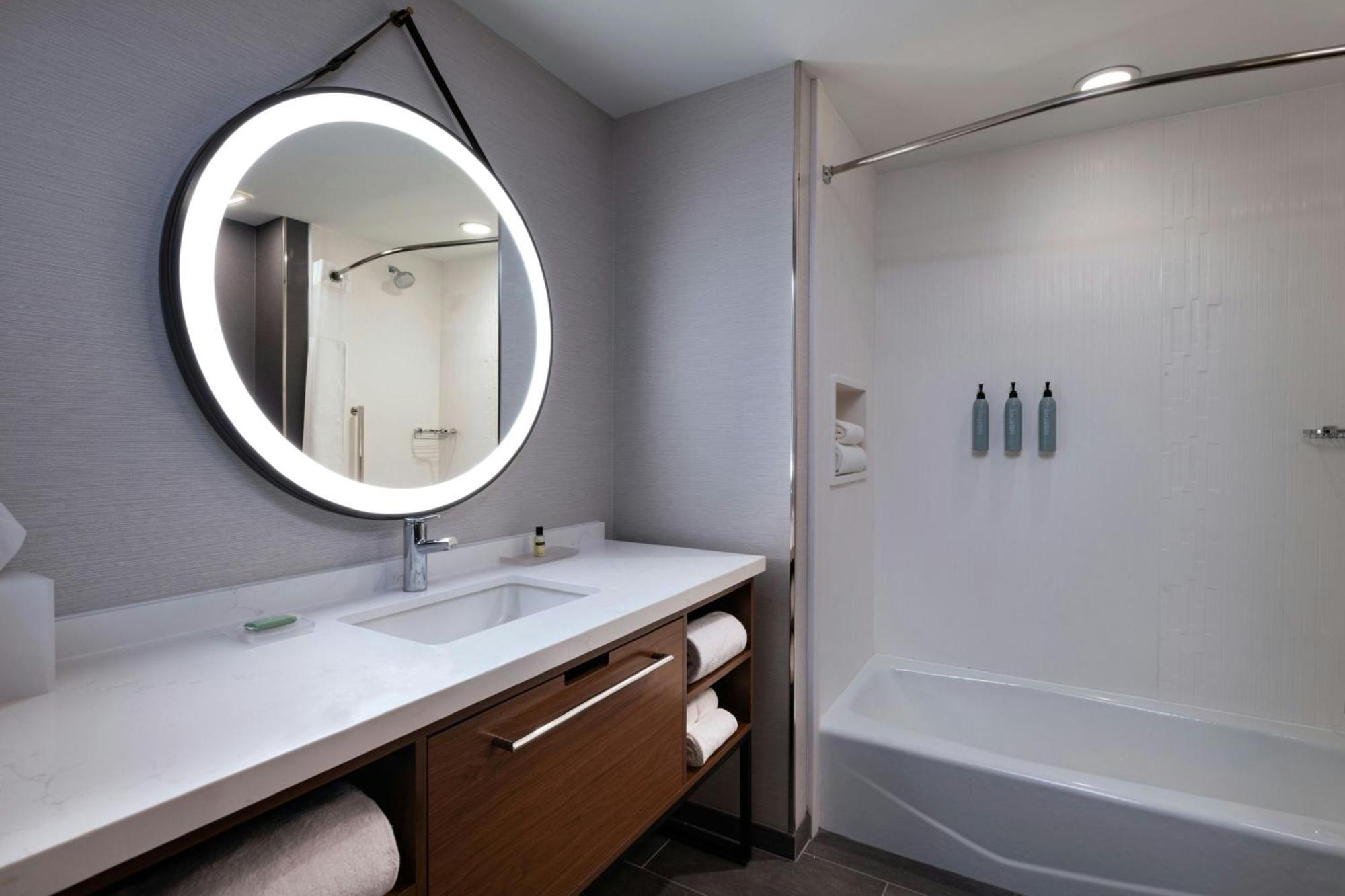 Hotel Courtyard By Marriott Austin