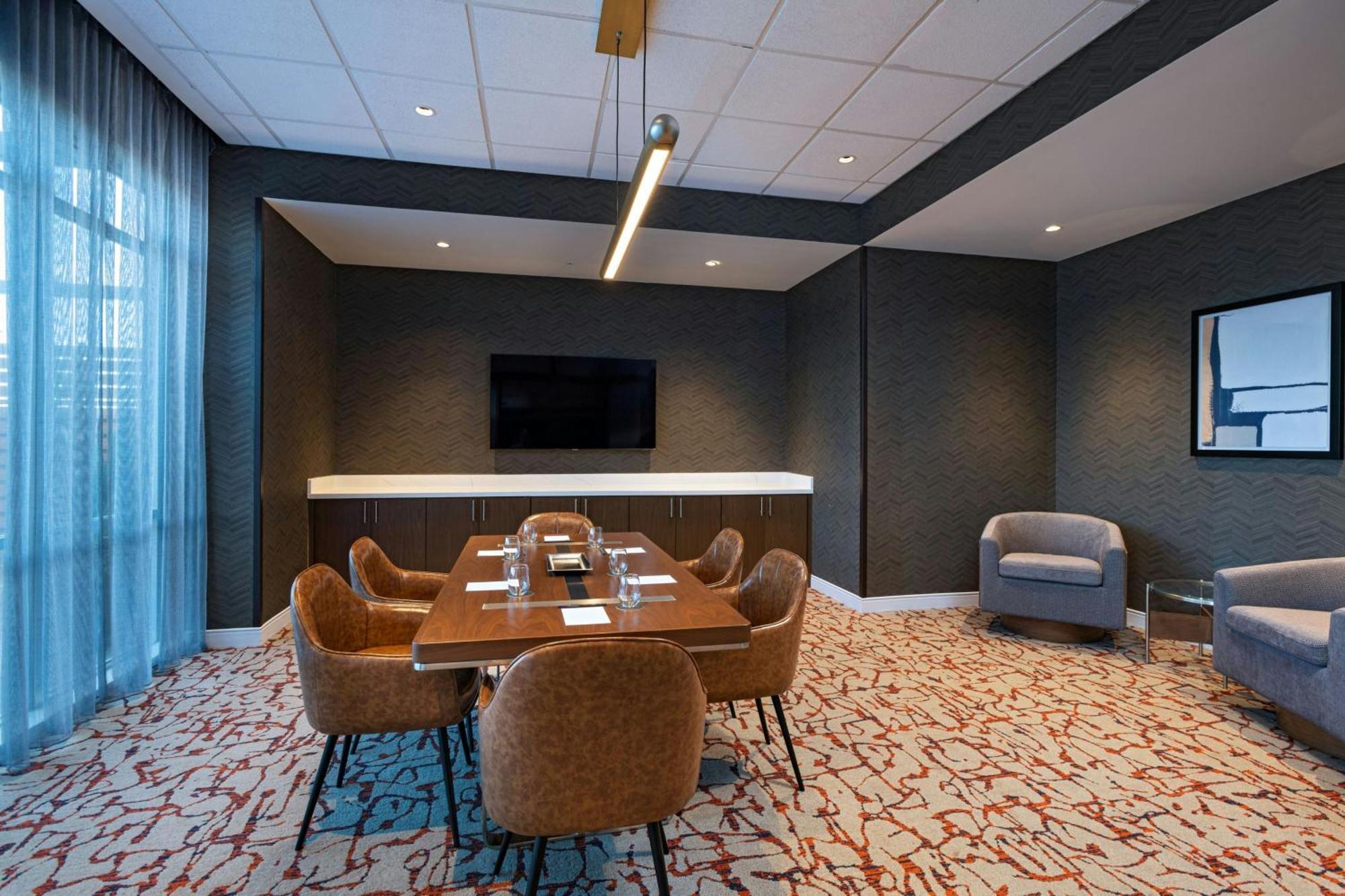 Courtyard By Marriott Austin *