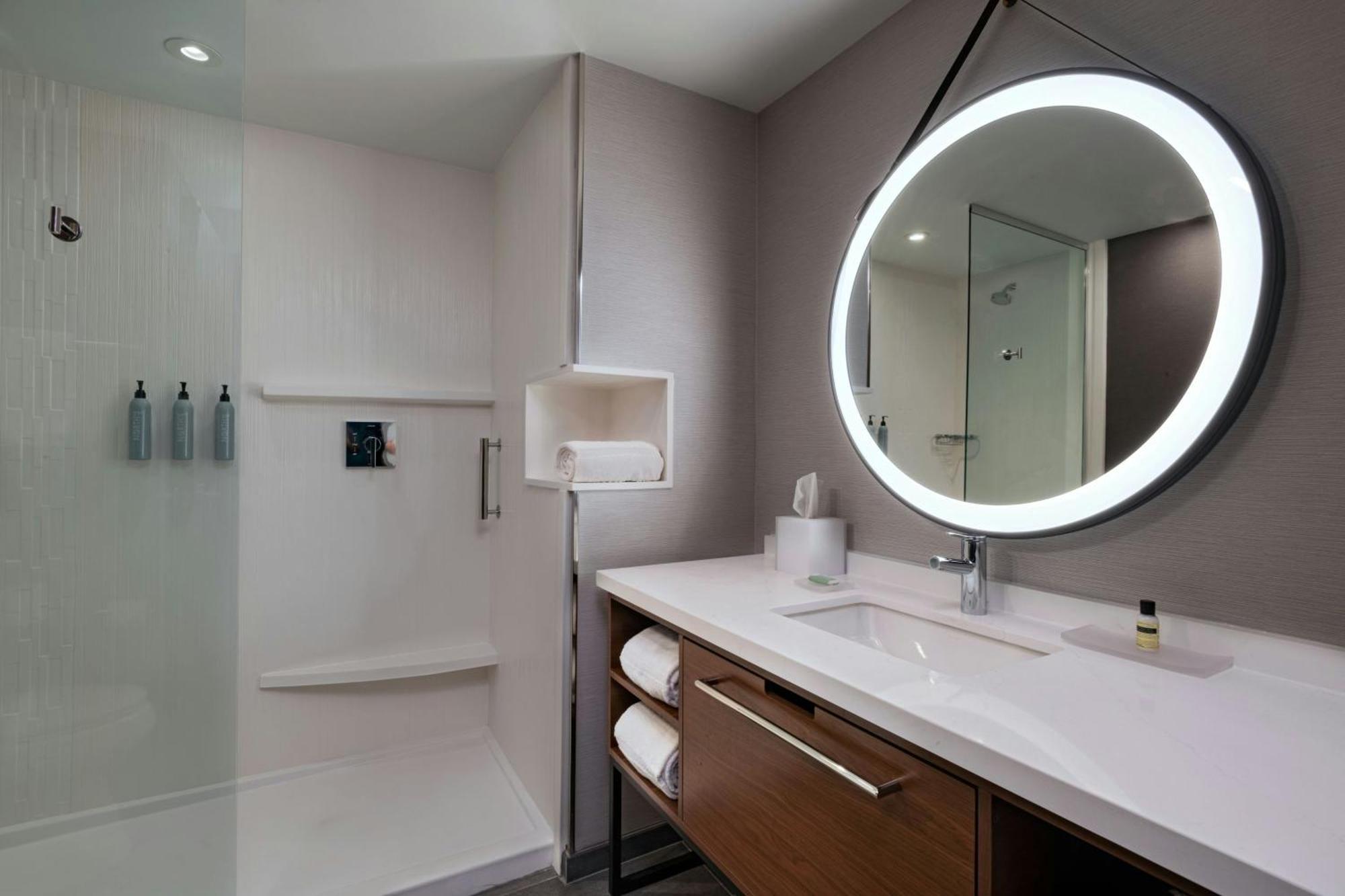 Courtyard By Marriott Austin Hotel Dripping Springs